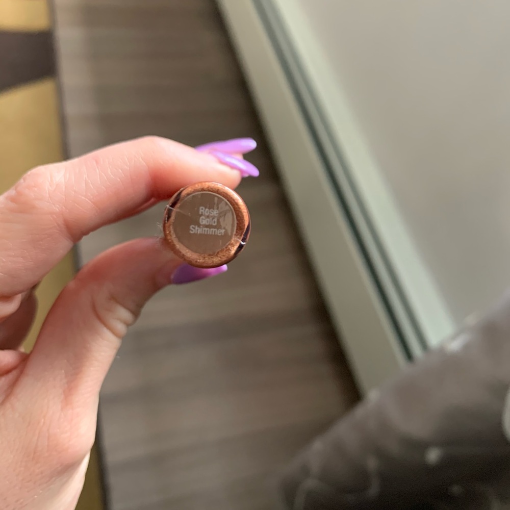 Rose gold shimmer shadowsense